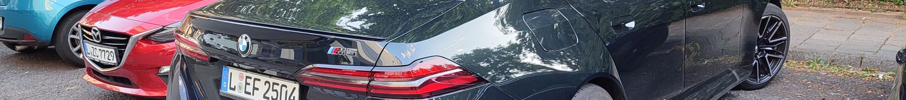 BMW M5 G90