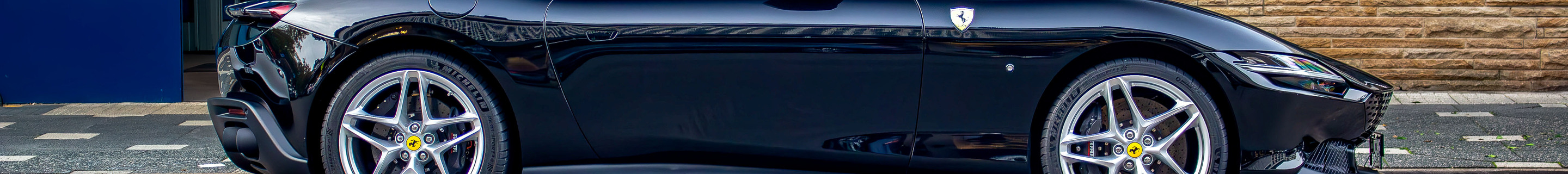 Ferrari Roma Spider