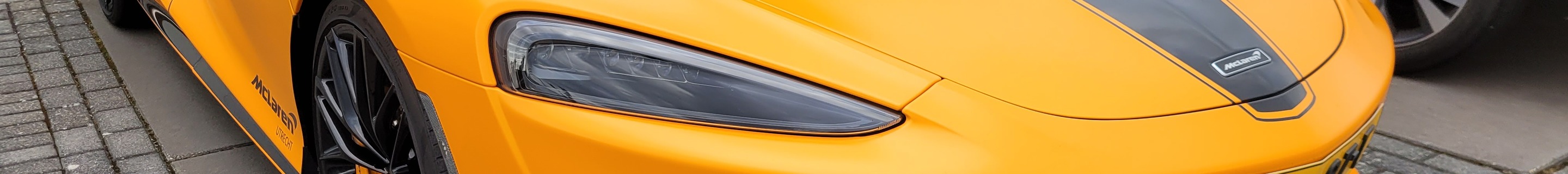 McLaren GT