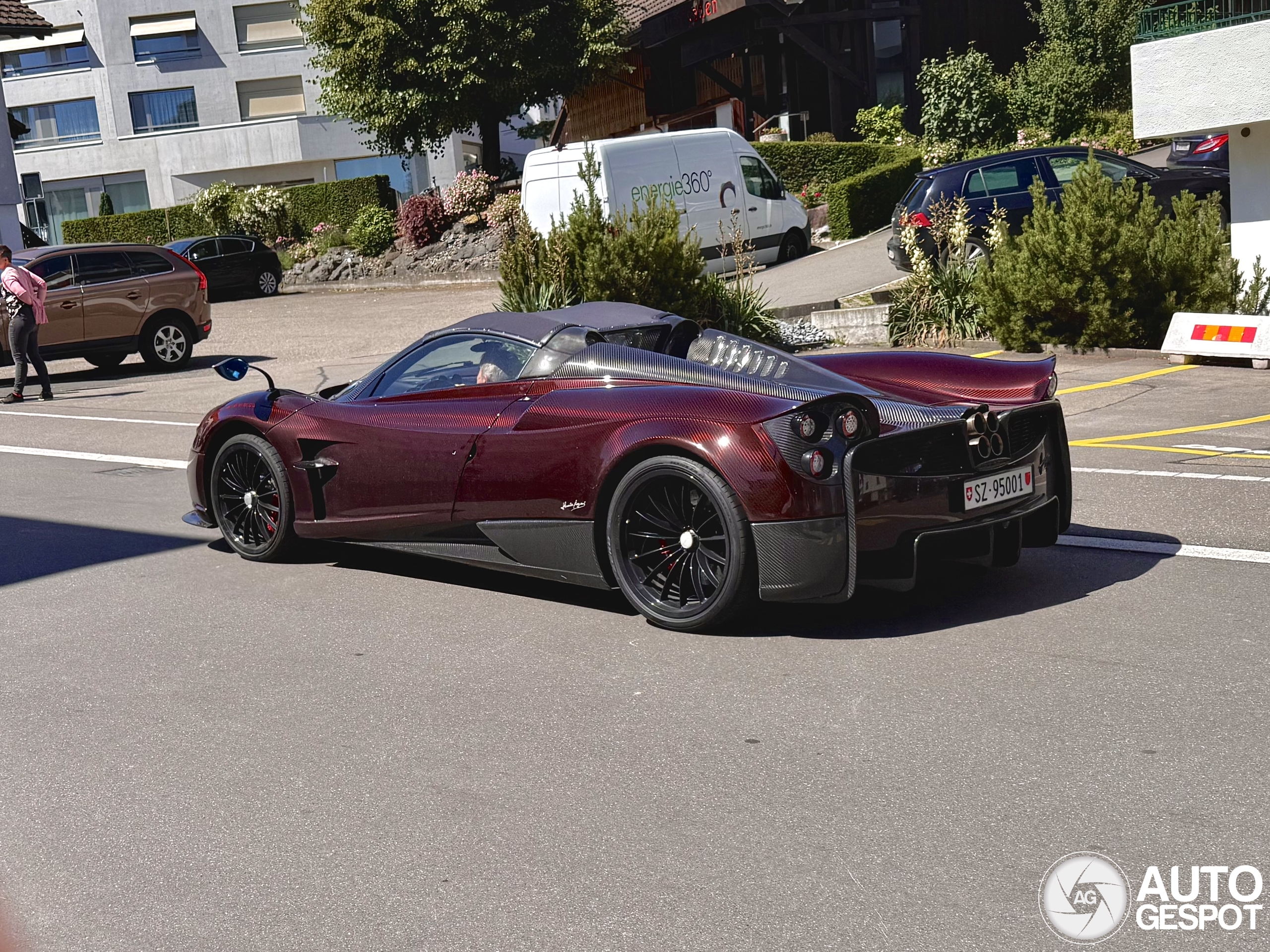 Pagani Huayra Roadster