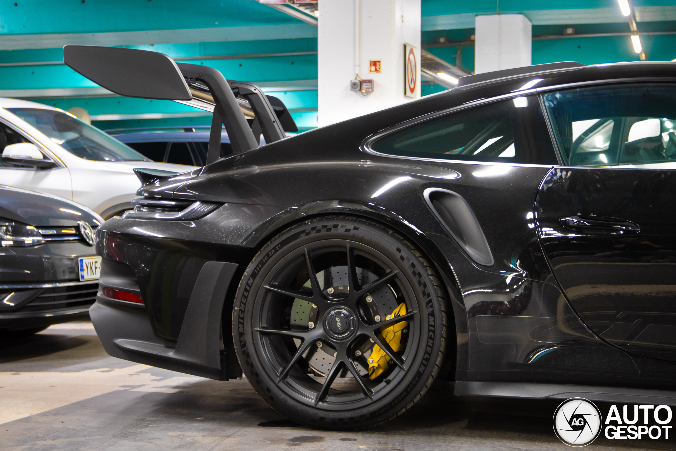 Porsche 992 GT3 RS MkI Weissach Package