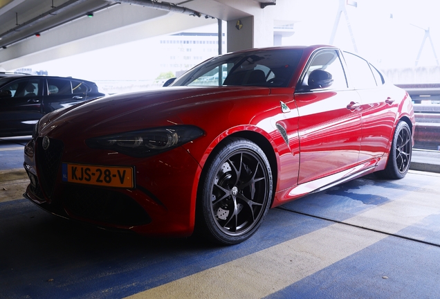Alfa Romeo Giulia Quadrifoglio 2023
