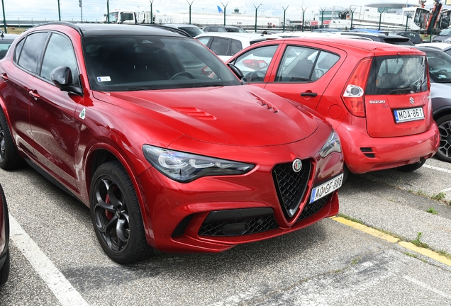 Alfa Romeo Stelvio Quadrifoglio 2023