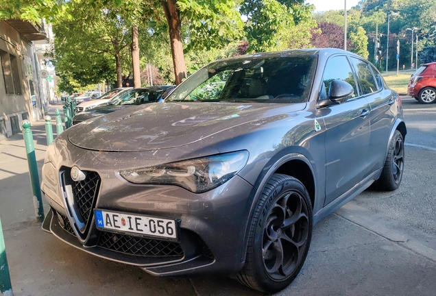 Alfa Romeo Stelvio Quadrifoglio 2023
