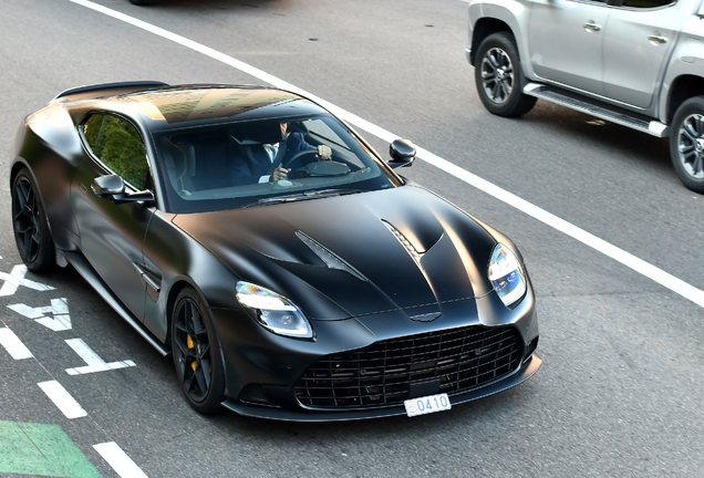 Aston Martin Vanquish 2025
