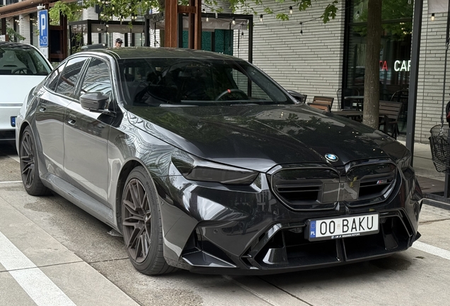 BMW M5 G90