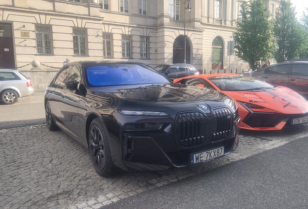BMW M760e xDrive
