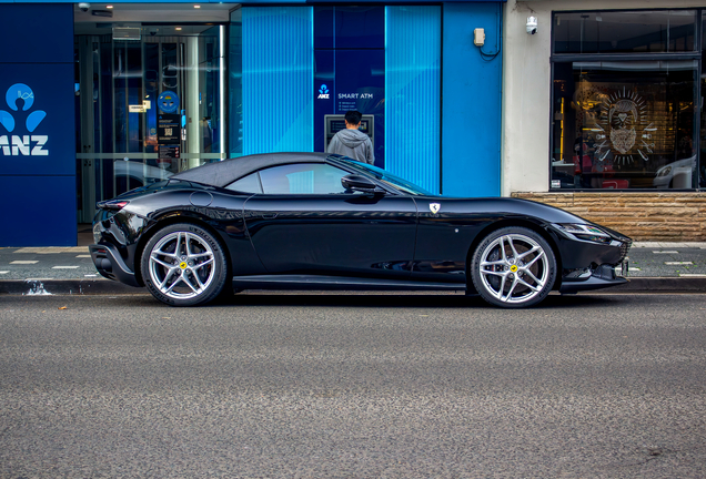 Ferrari Roma Spider