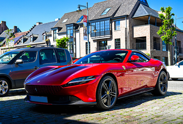 Ferrari Roma Spider
