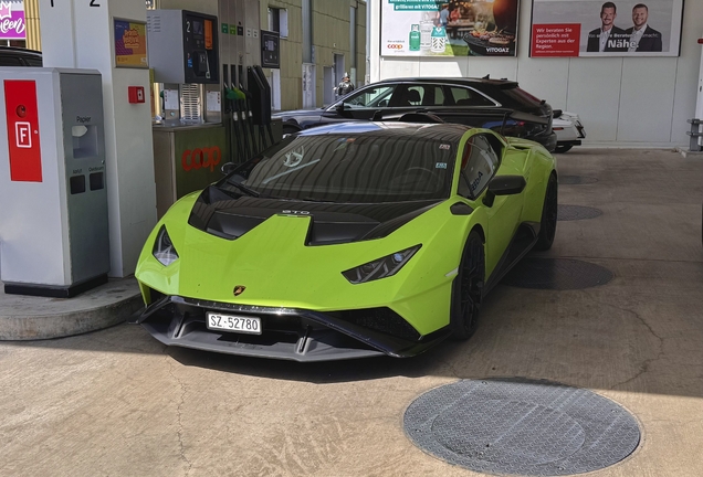 Lamborghini Huracán LP640-2 STO