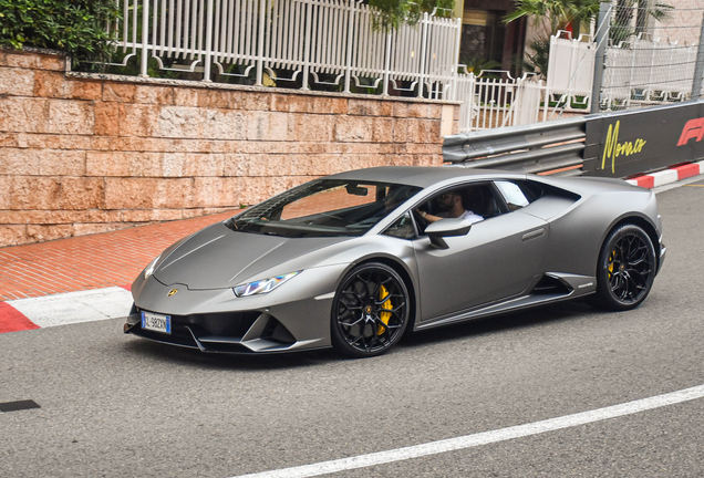 Lamborghini Huracán LP640-4 EVO