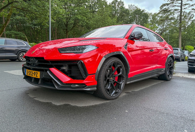 Lamborghini Urus Performante