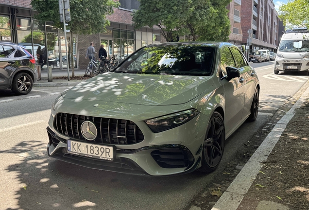 Mercedes-AMG A 45 S W177 2023