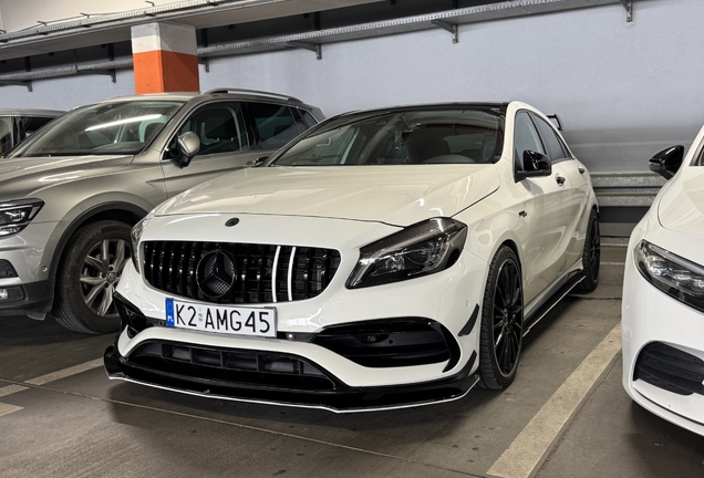Mercedes-AMG A 45 W176 2015