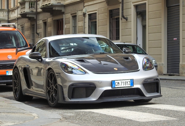 Porsche 718 Cayman GT4 RS Weissach Package
