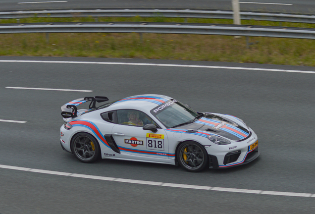 Porsche 718 Cayman GT4 RS Weissach Package