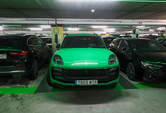 Porsche 95B Macan GTS MkIII