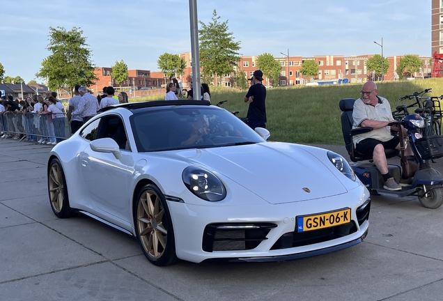 Porsche 992 Carrera 4S MkI