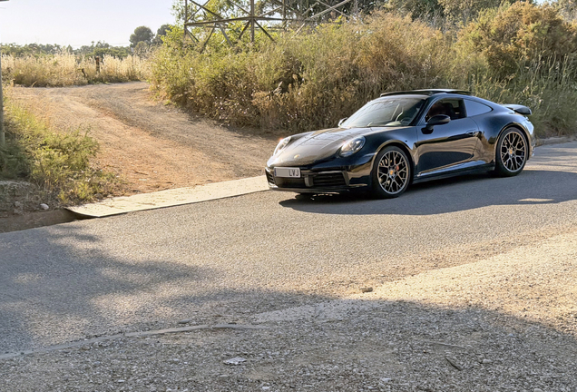Porsche 992 Carrera 4S MkI