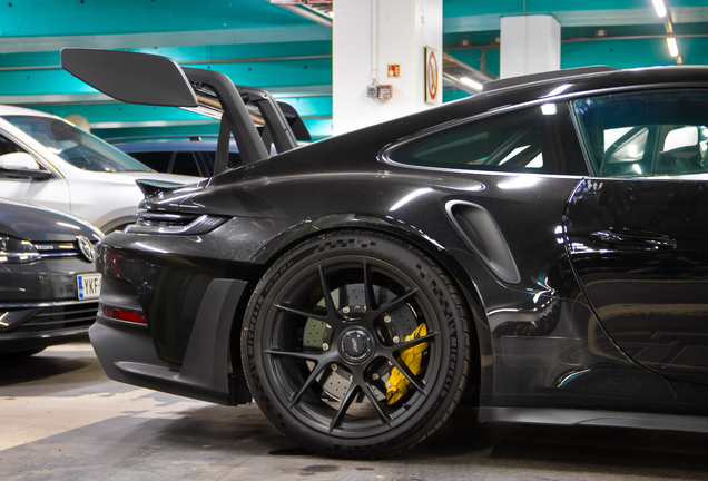 Porsche 992 GT3 RS MkI Weissach Package