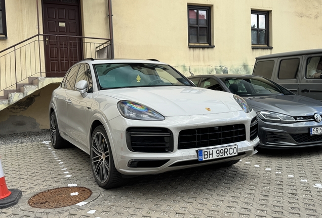 Porsche Cayenne Turbo S E-Hybrid