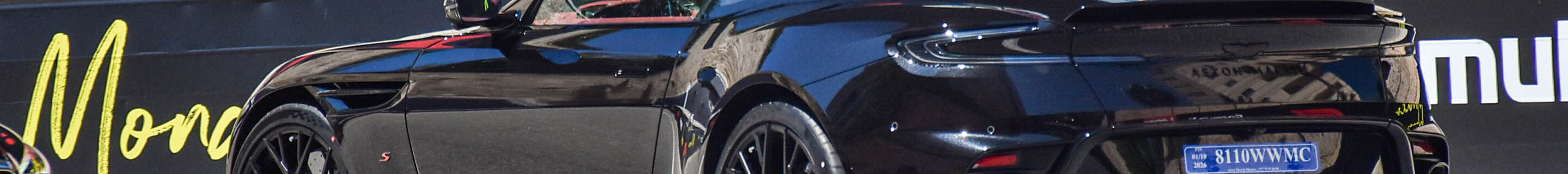 Aston Martin DB12 S