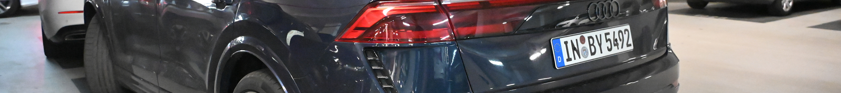 Audi RS Q8 2024