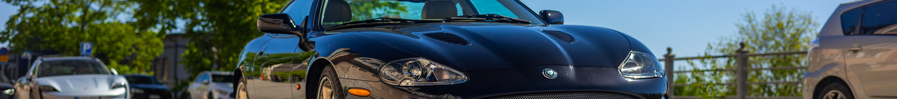 Jaguar XKR