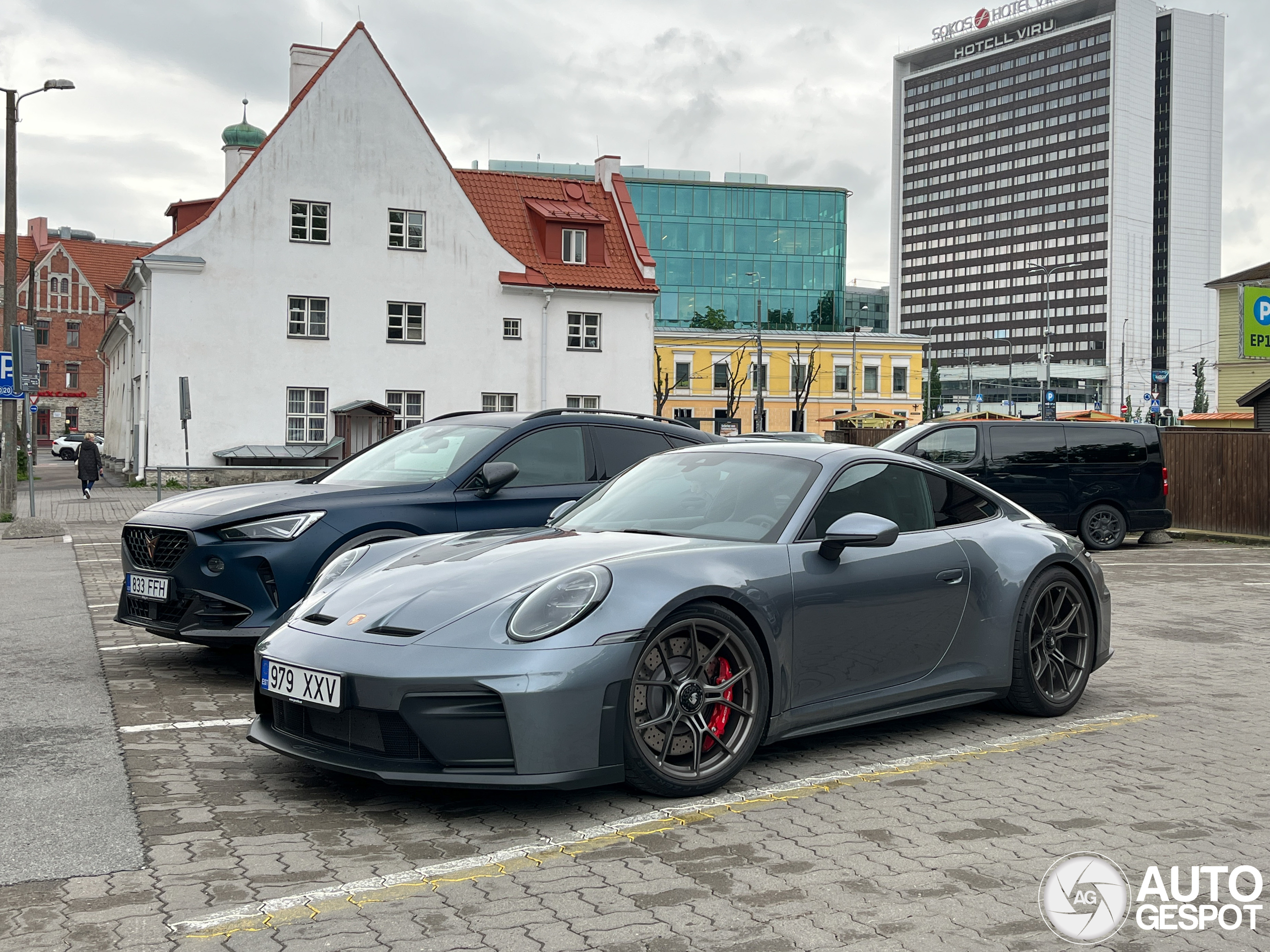 Porsche 992 GT3 Touring MkII
