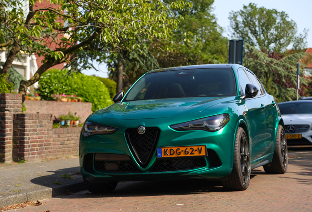 Alfa Romeo Stelvio Quadrifoglio 2023