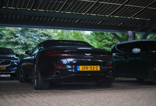 Aston Martin DB11 V8 Volante