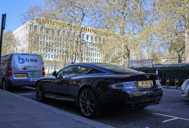 Aston Martin DB9 2013