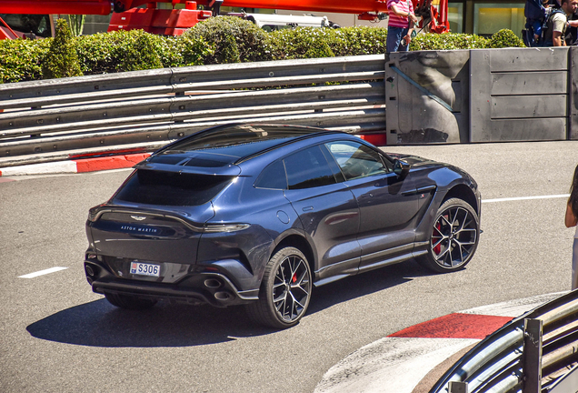 Aston Martin DBX S