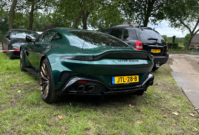 Aston Martin Vantage 2024