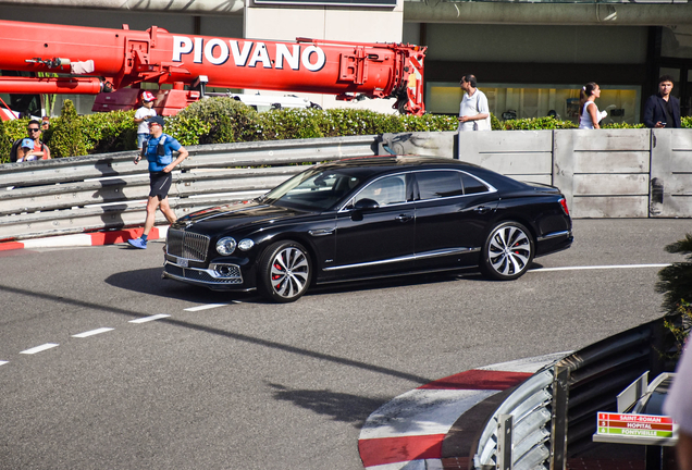 Bentley Flying Spur V8 Azure