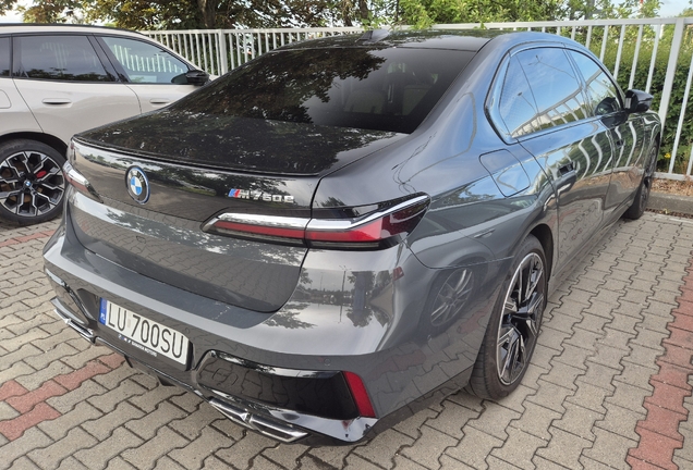 BMW M760e xDrive