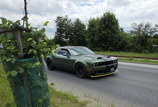 Dodge Challenger SRT Hellcat Redeye Widebody
