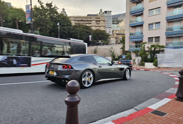 Ferrari GTC4Lusso T