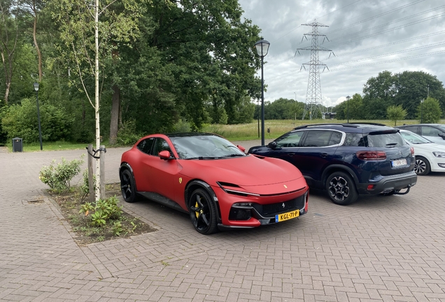 Ferrari Purosangue