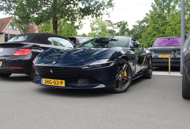 Ferrari Roma Spider