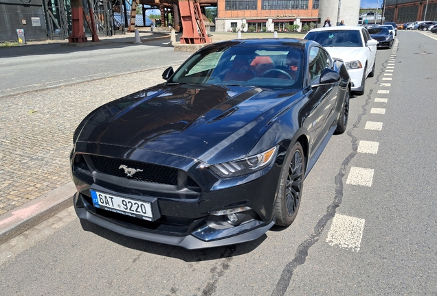 Ford Mustang GT 2015