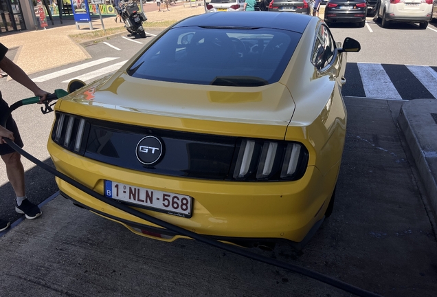 Ford Mustang GT 2015