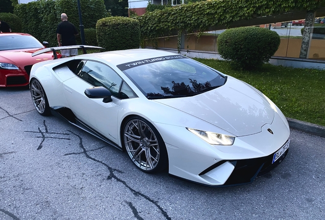 Lamborghini Huracán LP640-4 Performante
