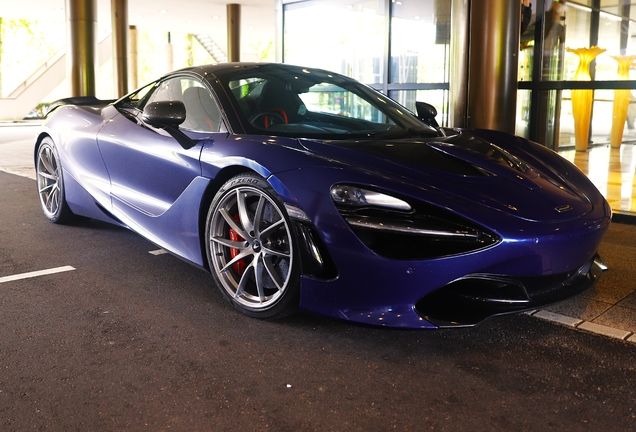 McLaren 720S Spider
