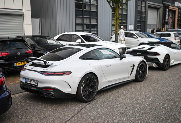 Mercedes-AMG GT 63 C192