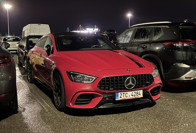 Mercedes-AMG GT 63 S X290