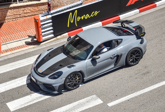 Porsche 718 Cayman GT4 RS Weissach Package
