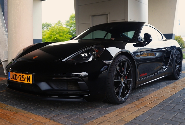 Porsche 718 Cayman GTS 4.0