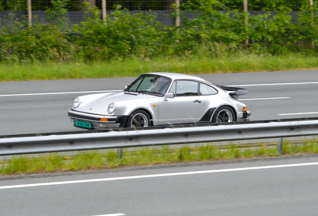 Porsche 930 Turbo