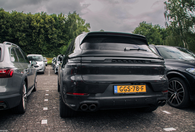 Porsche 9YA Cayenne Turbo E-Hybrid